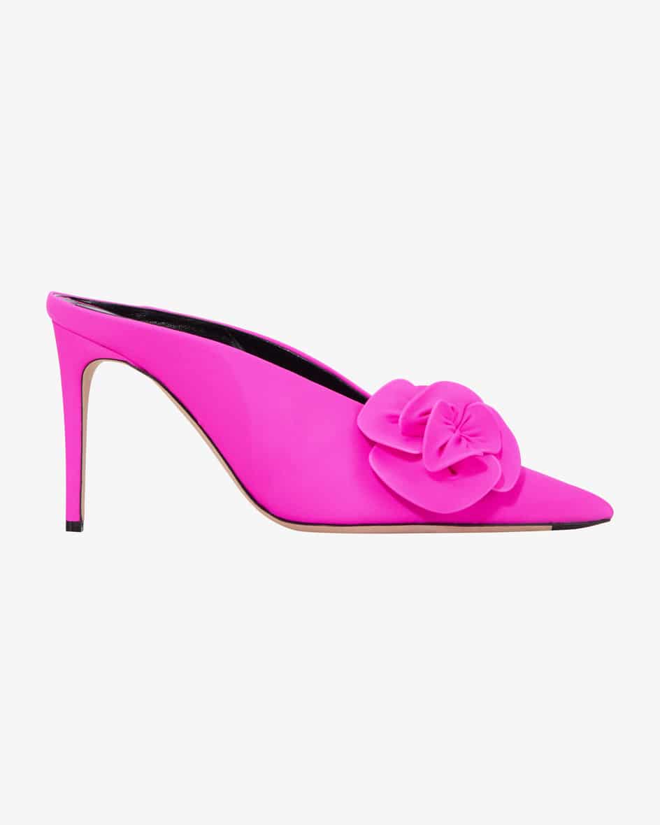 Mules für Damen von Victoria Beckham in Pink. Das sommerliche Modellpräsentiert sich dank der spitzen Form sowie der Blüten-Applikation in.... Mehr Details bei Lodenfrey.com!