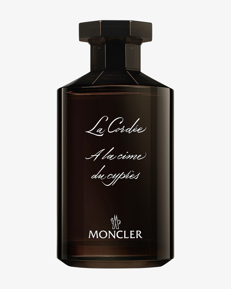 La Cordee Eau de Parfum 100 ml von Moncler. Die edlen Materialen der Moncler-Boutiquen sind die Inspiration der Les Sommets Moncler Kollektion