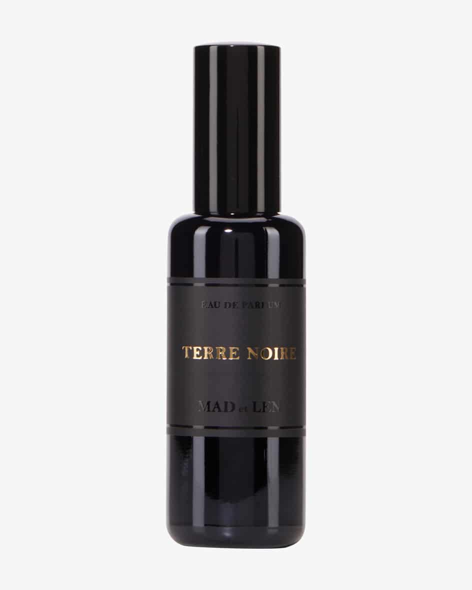 Terre Noire Eau de Parfum von Mad et Len. Handgefertigt in Frankreich –Leidenschaft und Handwerk zeichnen das Label aus. Die in einer.... Mehr Details bei Lodenfrey.com!